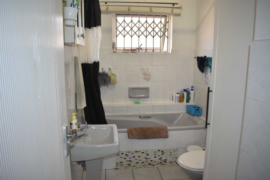 2 Bedroom Property for Sale in Beacon Bay Eastern Cape